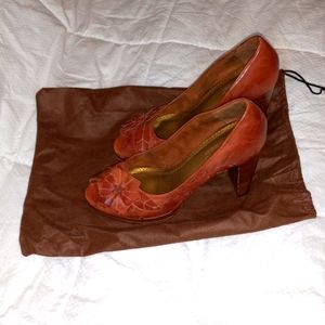 Seychelles Vintage Inspured brown leather peep toes w/dustbag